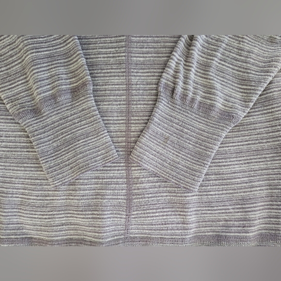 Akini Purple Grey Wool Blend Funnel Neck Drawstring Long Sleeve Sweater Size M - Picture 10 of 11